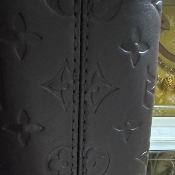 STUNNING Chocolate Brown Monogram Bucket Hobo Bag with Pouch and 2 Straps!!! NEW - Picture 6 of 6